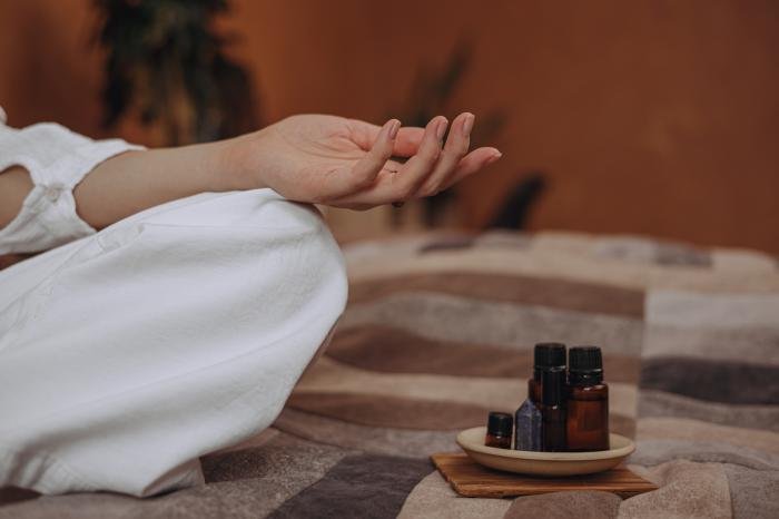 Neuroscience of aromatherapy effects on mental health and brain function
