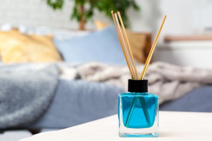 Environmental factors guide for reed diffuser optimization and seasonal adjustments
