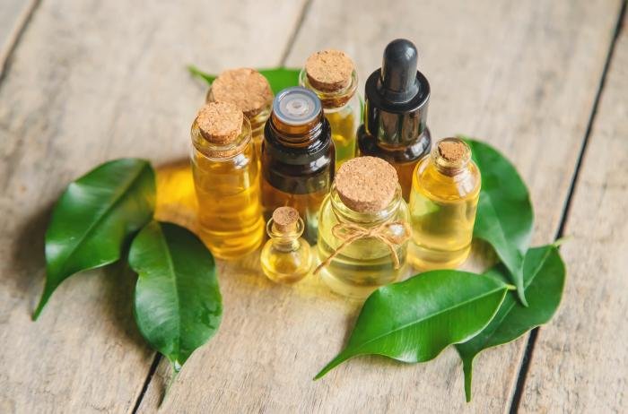 huiles de support affectant la performance et la stabilité des parfums à façon