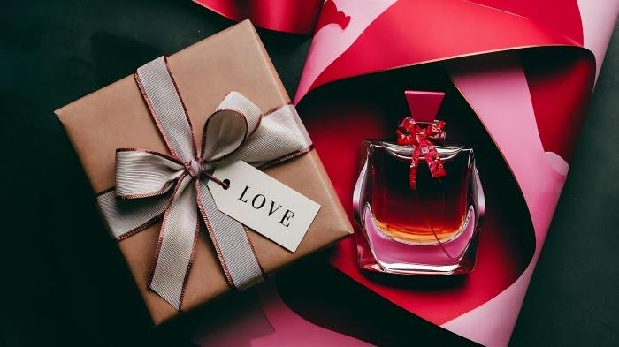 REACH chemical registration workflow for EU fragrance shipping